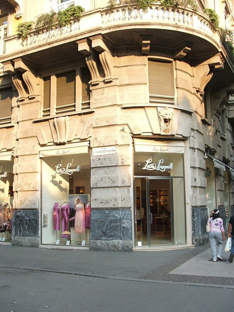 Магазин Luisa Spagnoli